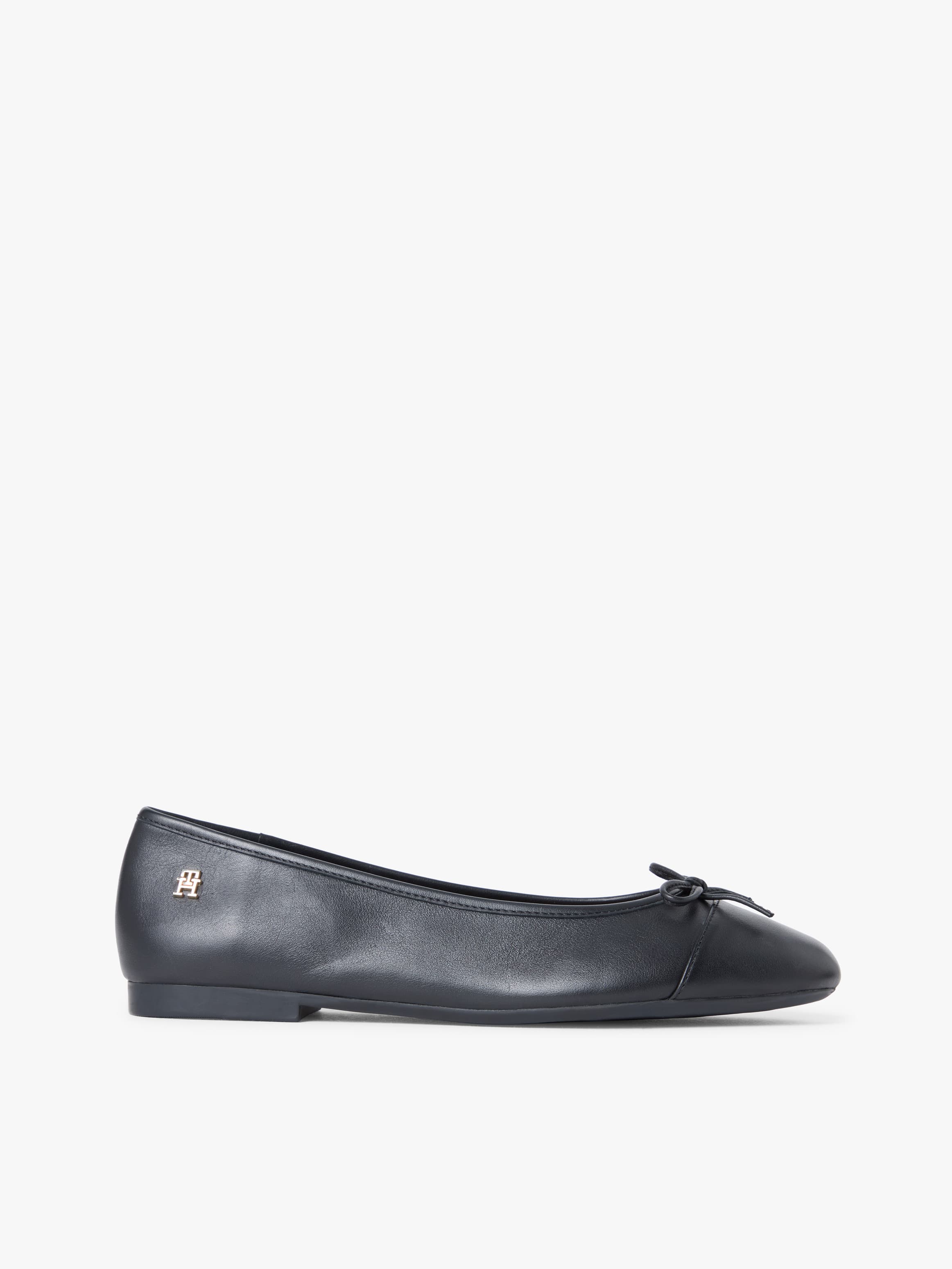 TH Monogram Leather Ballerinas